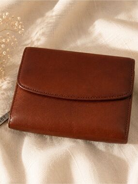Vintage Dopp Brown Fold-Over Leather Wallet with Zip Tab vintage .